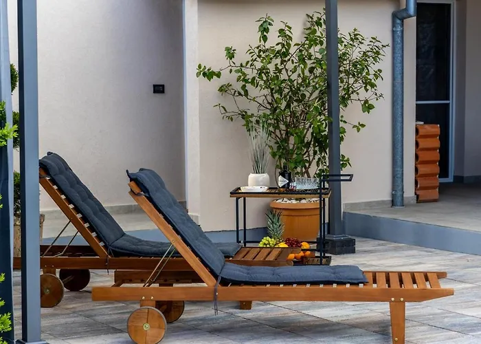 بيت للعطل House With A Swimming Pool Pakostane, Biograd - 22480