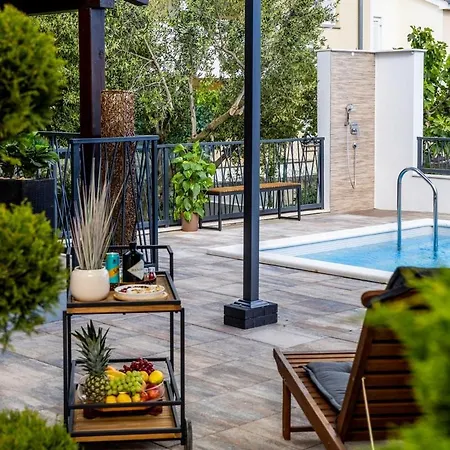 Casa vacanze House With A Swimming Pool Pakostane, Biograd - 22480 Pakoštane