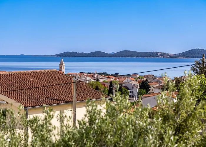 בית נופש House With A Swimming Pool Pakostane, Biograd - 22480